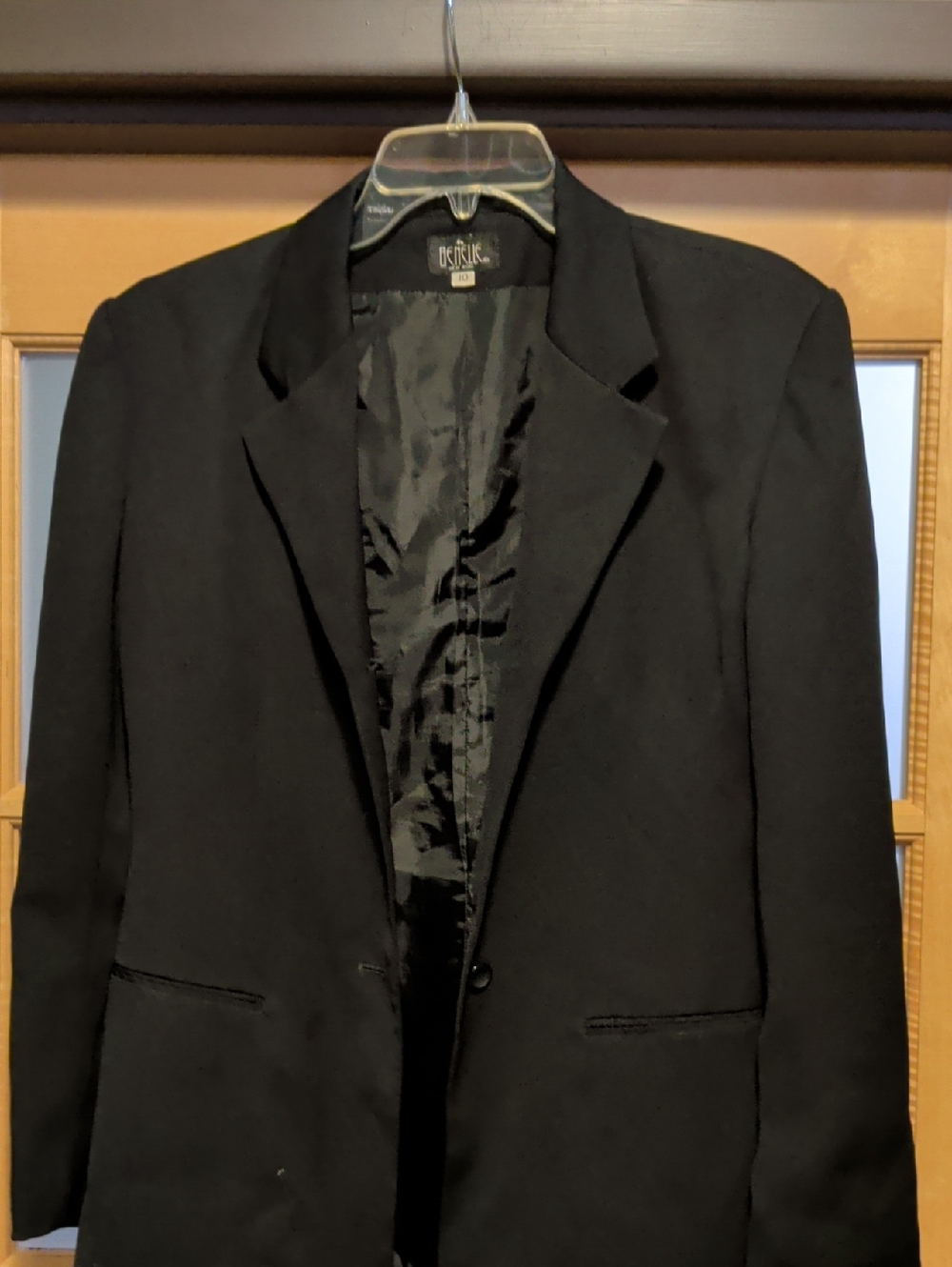 Classic Black Single-Button Blazer